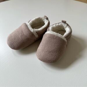 H&M | Toddler Soft Slippers